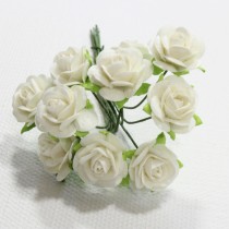 Papierové kvety - open roses biele (10ks, 1,5cm)